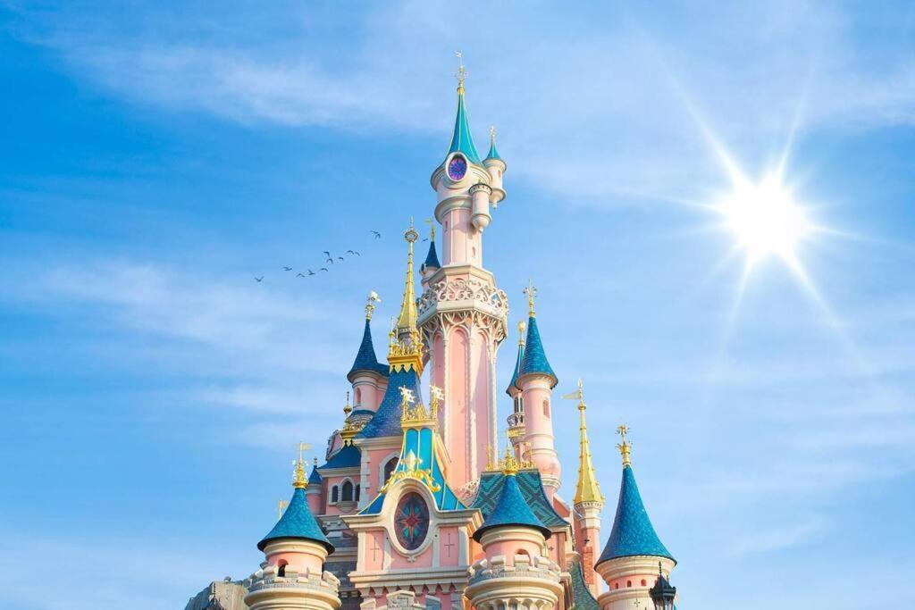 The Art Of Disney Chessy Ngoại thất bức ảnh